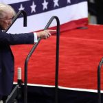 Perusahaan China Borong Bitcoin Trump Beri Respon Keras