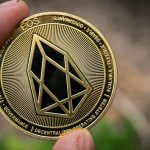 Kripto EOS Tertekan, Harga Anjlok 15% Akibat Tren Bearish