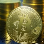 Bitcoin Bangkit Sesaat, Namun 4 Sinyal Pasar Isyaratkan Tren Turun