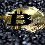 Prediksi Pengamat Tentang Harga Bitcoin Yang Turun 50 Persen